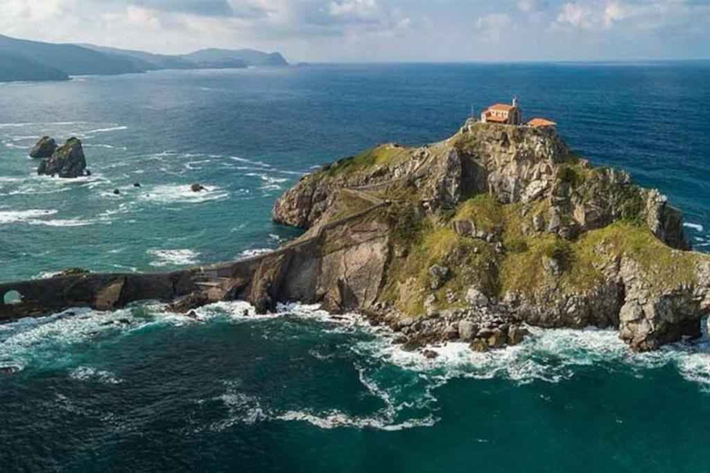 Calida Estancia Descubre La Ciudad Bilbao Eksteriør billede