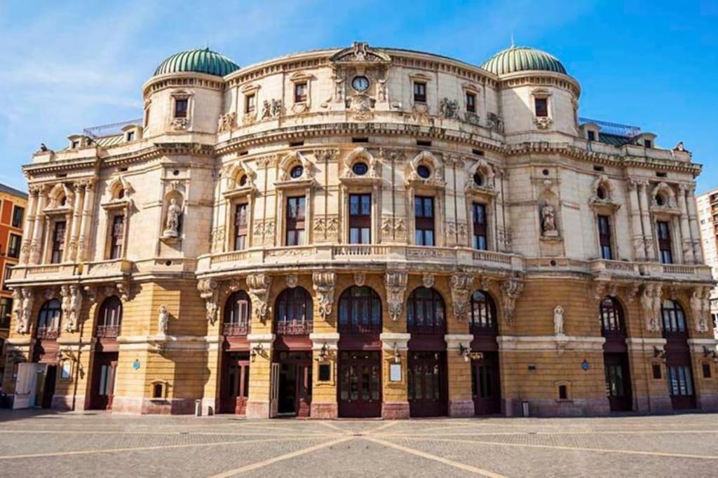 Calida Estancia Descubre La Ciudad Bilbao Eksteriør billede